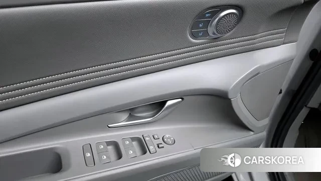 Hyundai The New Avante (CN7) 2025 Серебристо-серый из Кореи, фото 5