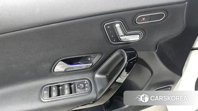 Mercedes-Benz A-Class W177 2020 Белый из Кореи, фото 5