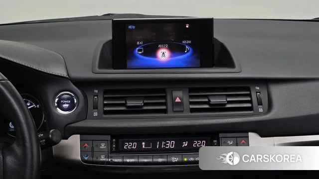 Lexus CT200h 2018 Белый из Кореи, фото 5