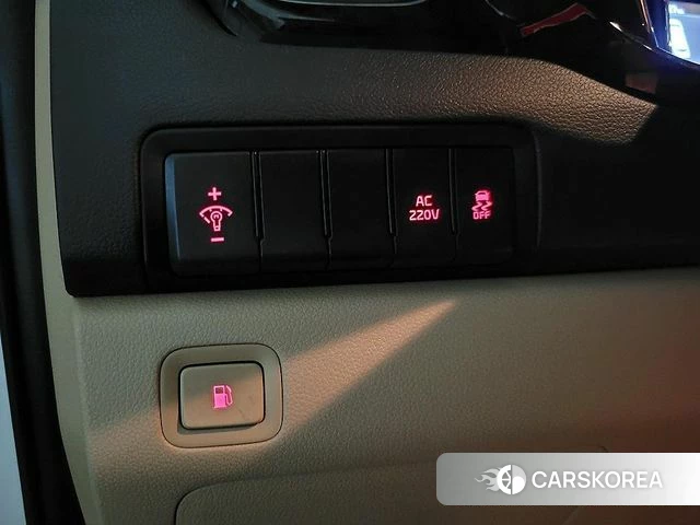 Kia The New Carnival 2018 Белый из Кореи, фото 5