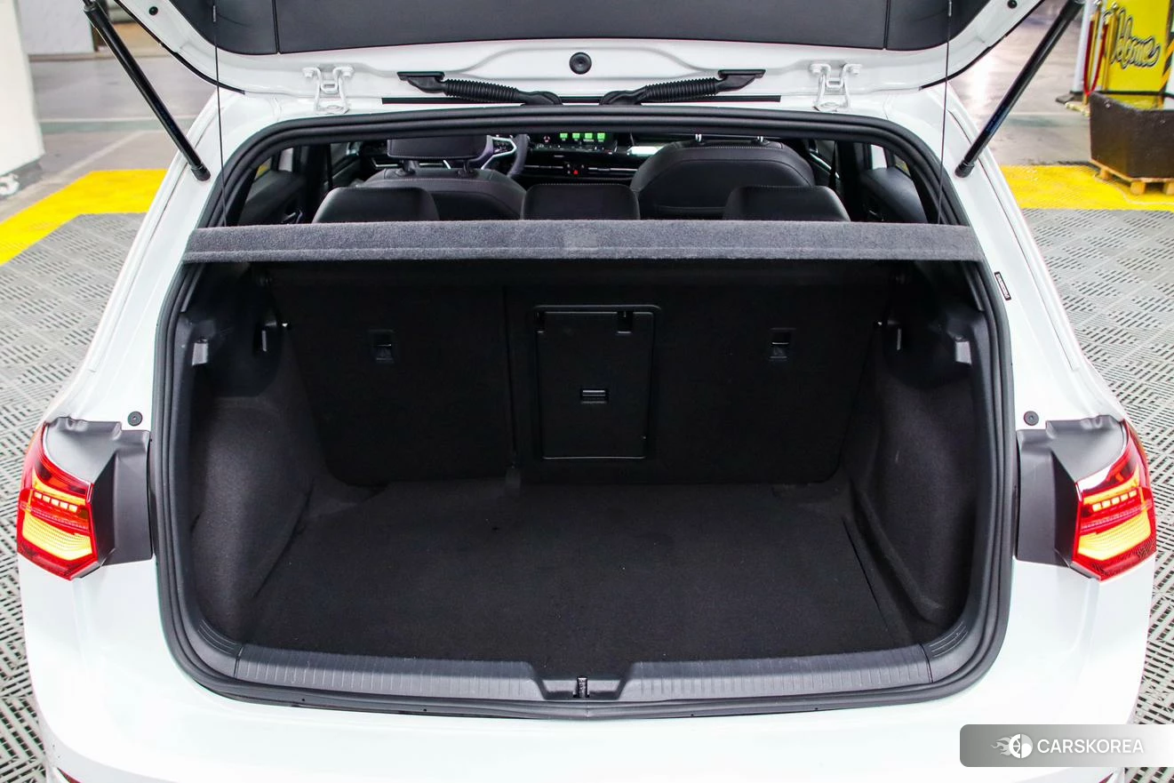 Volkswagen Golf 2020 Белый из Китая, фото 5