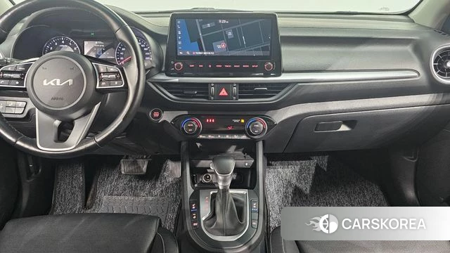 Kia The New K3 2nd generation 2022 Белый из Кореи, фото 5