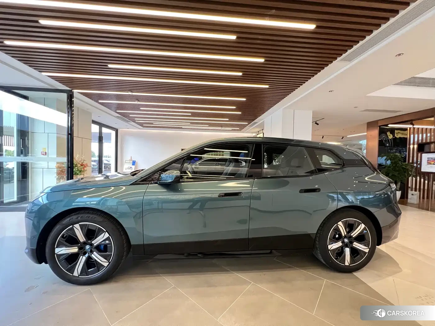 BMW iX 2025 Синий из Китая, фото 5