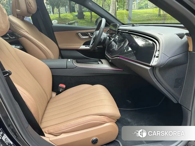 Mercedes-Benz E-class 2025 Черный из Китая, фото 5