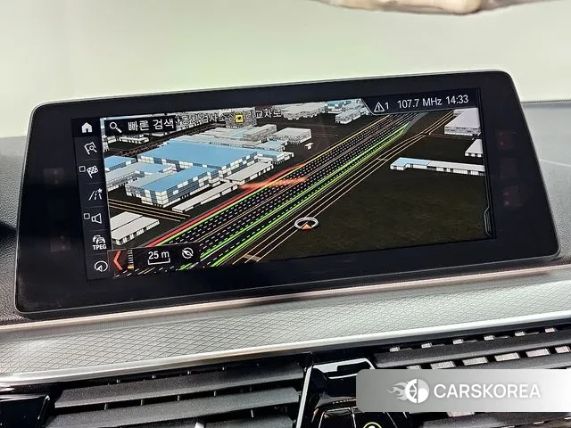 BMW 5 Series (G30) 2018 Серебристо-серый из Кореи, фото 5