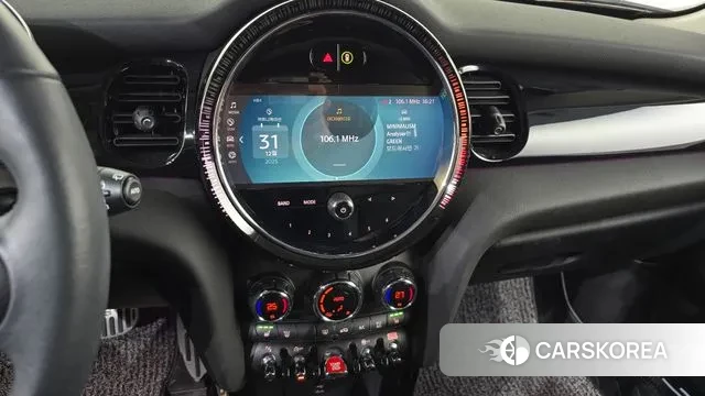 Mini Cooper 2024 Белый из Кореи, фото 5