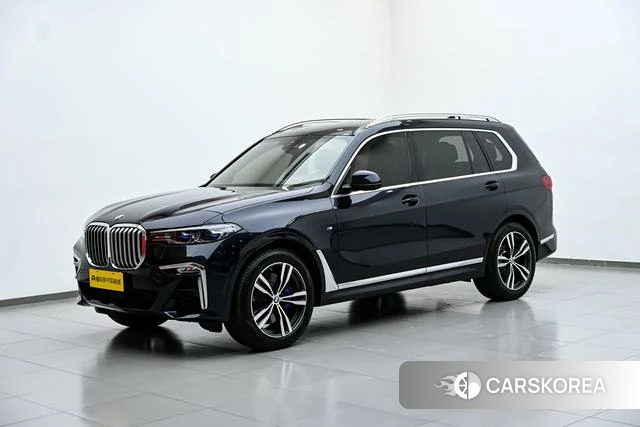 BMW X7 2022 Черный из Китая, фото 5