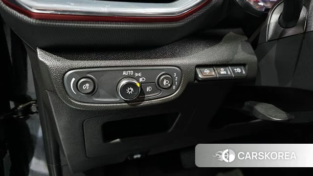 Chevrolet (GM Daewoo) Trailblazer 2021 Черный из Кореи, фото 5