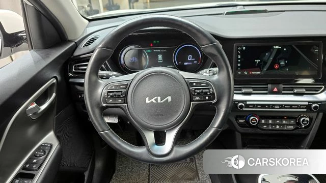 Kia Niro Plus 2022 Белый из Кореи, фото 5