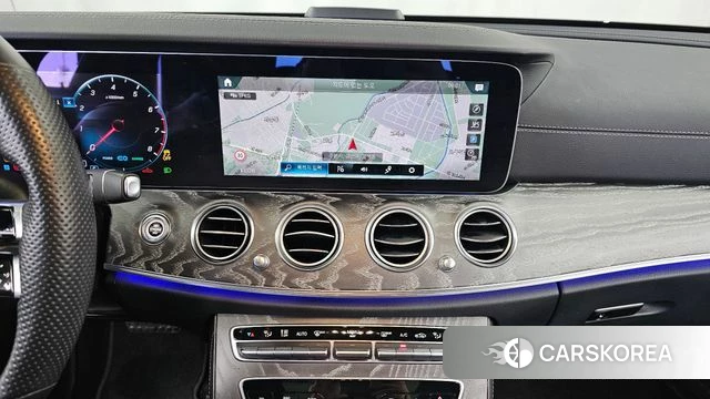 Mercedes-Benz E-Class W213 2021 Синий из Кореи, фото 5