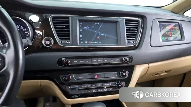 Kia The New Carnival 2018 Белый из Кореи, фото 5