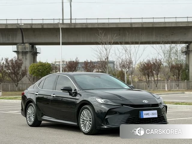 Toyota Camry 2024 Черный из Китая, фото 5