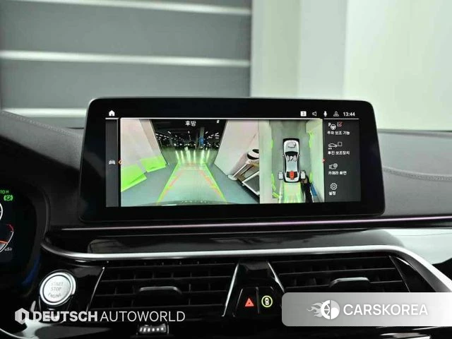 BMW 5 Series (G30) 2021 Небесно-голубой из Кореи, фото 5