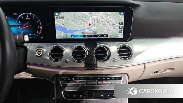Mercedes-Benz E-Class W213 2021 Черный из Кореи, фото 5