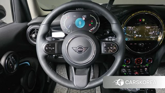 Mini Cooper 2023 Белый из Кореи, фото 5