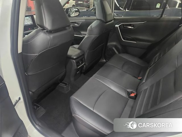 Toyota RAV4 5th Generation 2025 Белый из Кореи, фото 5