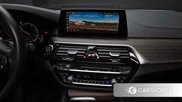 BMW 5 Series (G30) 2019 Белый из Кореи, фото 5