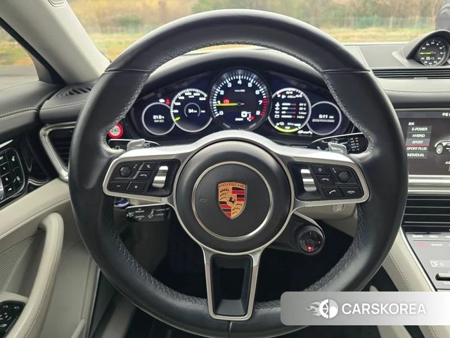 Porsche Panamera (971) 2018 Белый из Кореи, фото 5