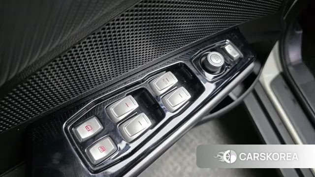 Ssangyong Tivoli Air 2018 Белый из Кореи, фото 5