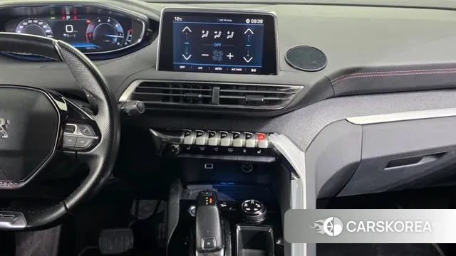 Peugeot 3008 second generation 2021 Белый из Кореи, фото 5