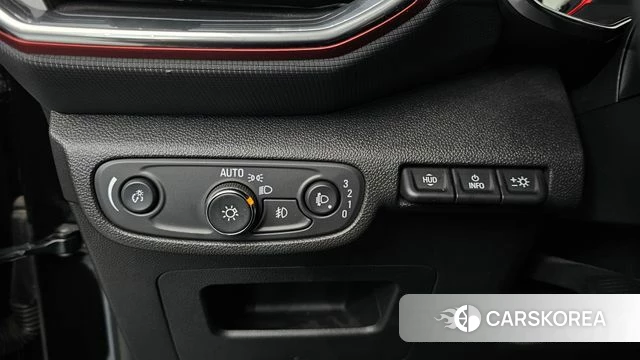 Chevrolet (GM Daewoo) Trailblazer 2023 Черный из Кореи, фото 5