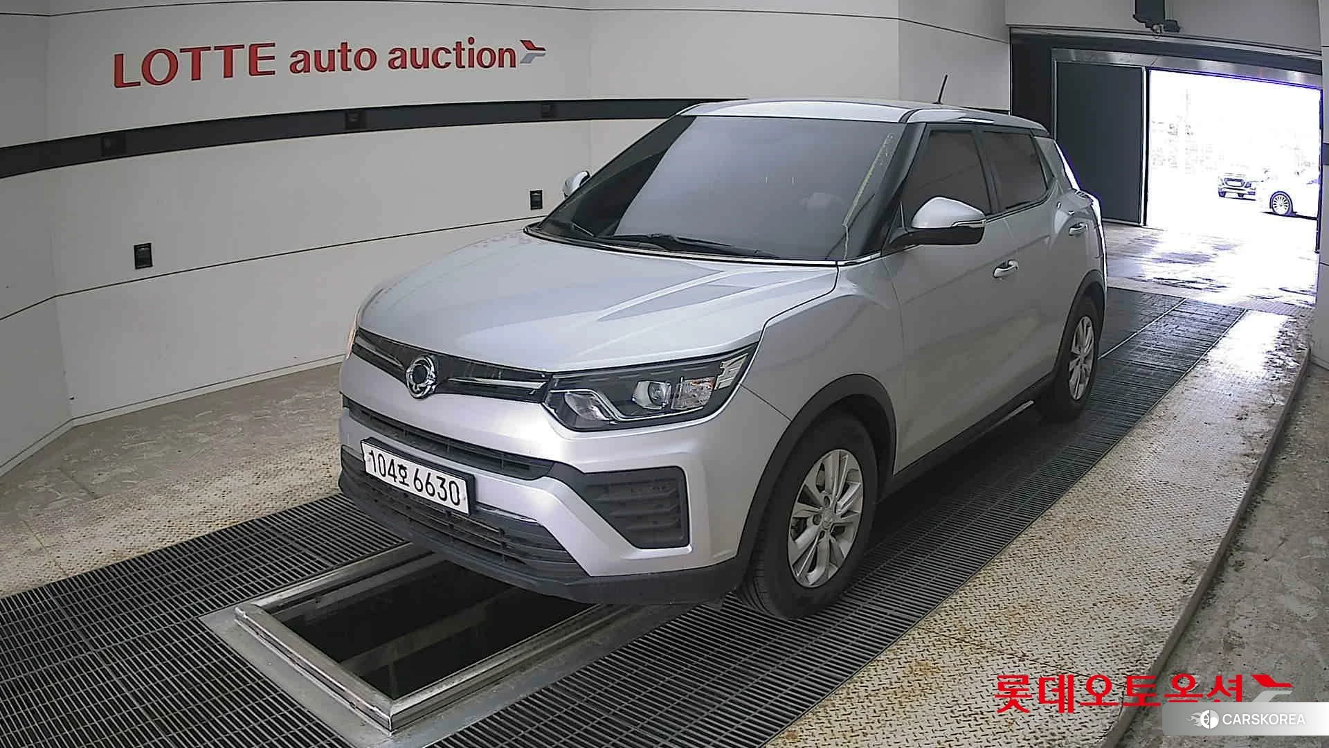 SsangYong Tivoli 2021 Silent Silver из Кореи, фото 5