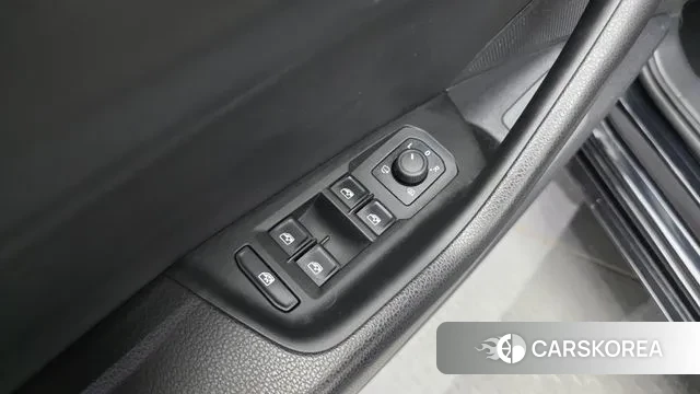 Volkswagen Arteon 2020 Черный из Кореи, фото 5