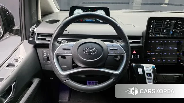 Hyundai Staria 2023 Белый из Кореи, фото 5