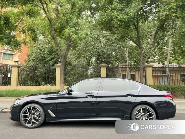 BMW 5 series 2021 Черный из Китая, фото 5