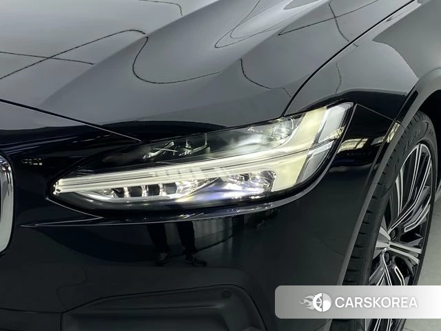 Volvo S90 2023 Черный из Китая, фото 5