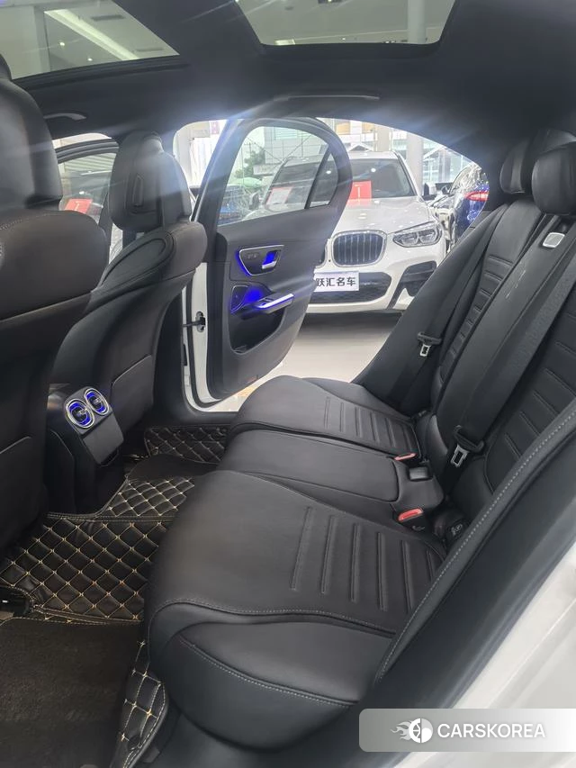 Mercedes-Benz Class C 2024 Белый из Китая, фото 5
