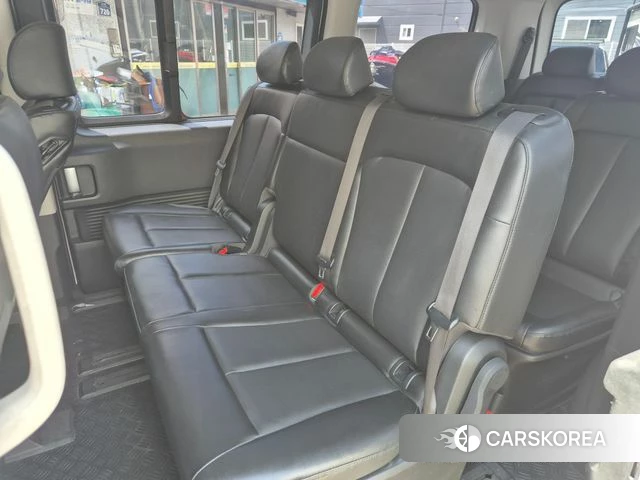 Hyundai Staria 2021 Белый из Кореи, фото 5
