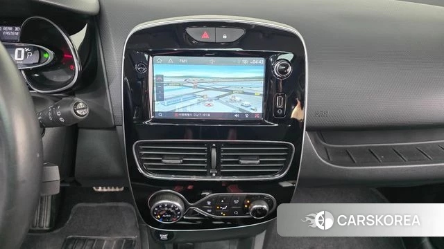 Renault Korea (Samsung) Clio 2019 Белый из Кореи, фото 5