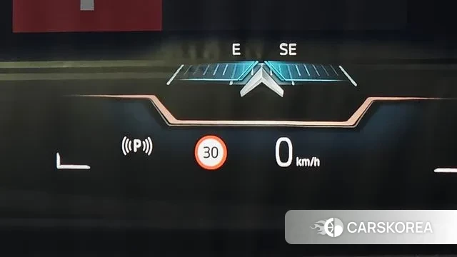 BMW 5 Series (G60) 2025 Серебристо-серый из Кореи, фото 5