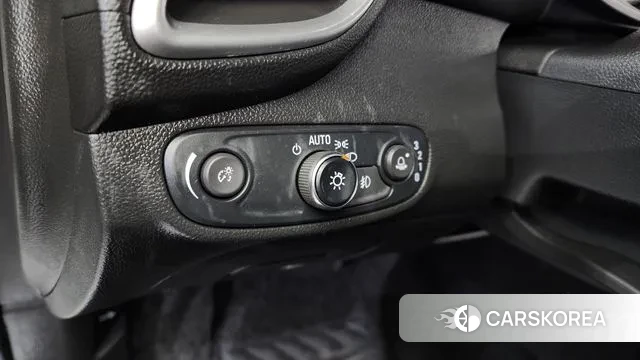 Chevrolet (GM Daewoo) The New Trax 2018 Белый из Кореи, фото 5