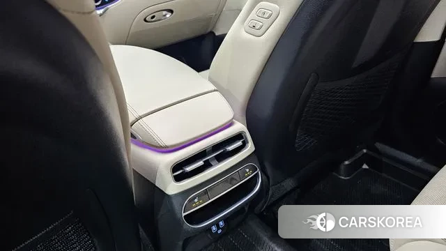 Genesis GV70 2022 Черный из Кореи, фото 5