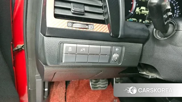 Ssangyong Rexton Sports Cannes 2020 Красный из Кореи, фото 5