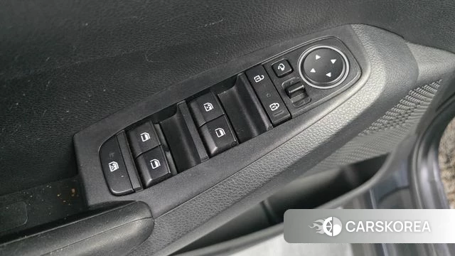 Kia Seltos 2021 Серый из Кореи, фото 5