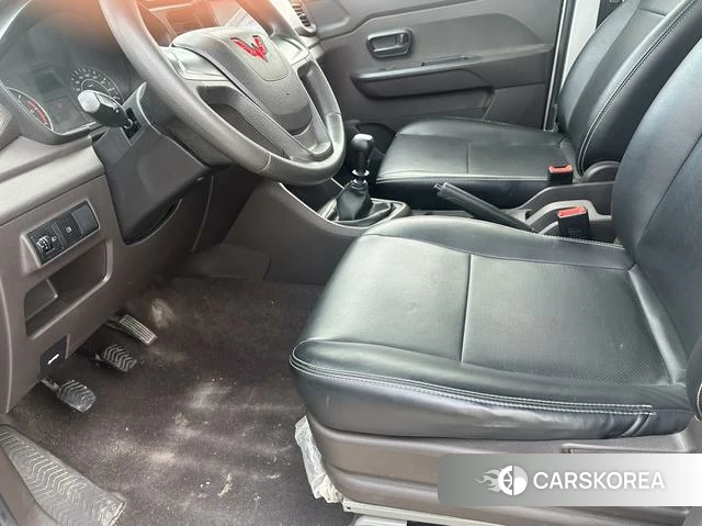 Wuling Automobile Wuling Hongguang V 2023 Серебристо-серый из Китая, фото 5