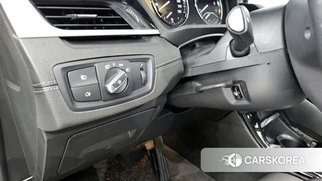 BMW X2 (F39) 2020 Золотой из Кореи, фото 5