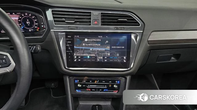 Volkswagen Tiguan Allspace 2024 Белый из Кореи, фото 5