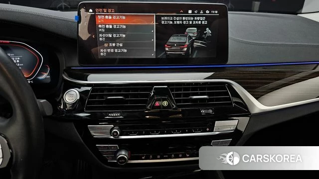 BMW 5 Series (G30) 2023 Черный из Кореи, фото 5