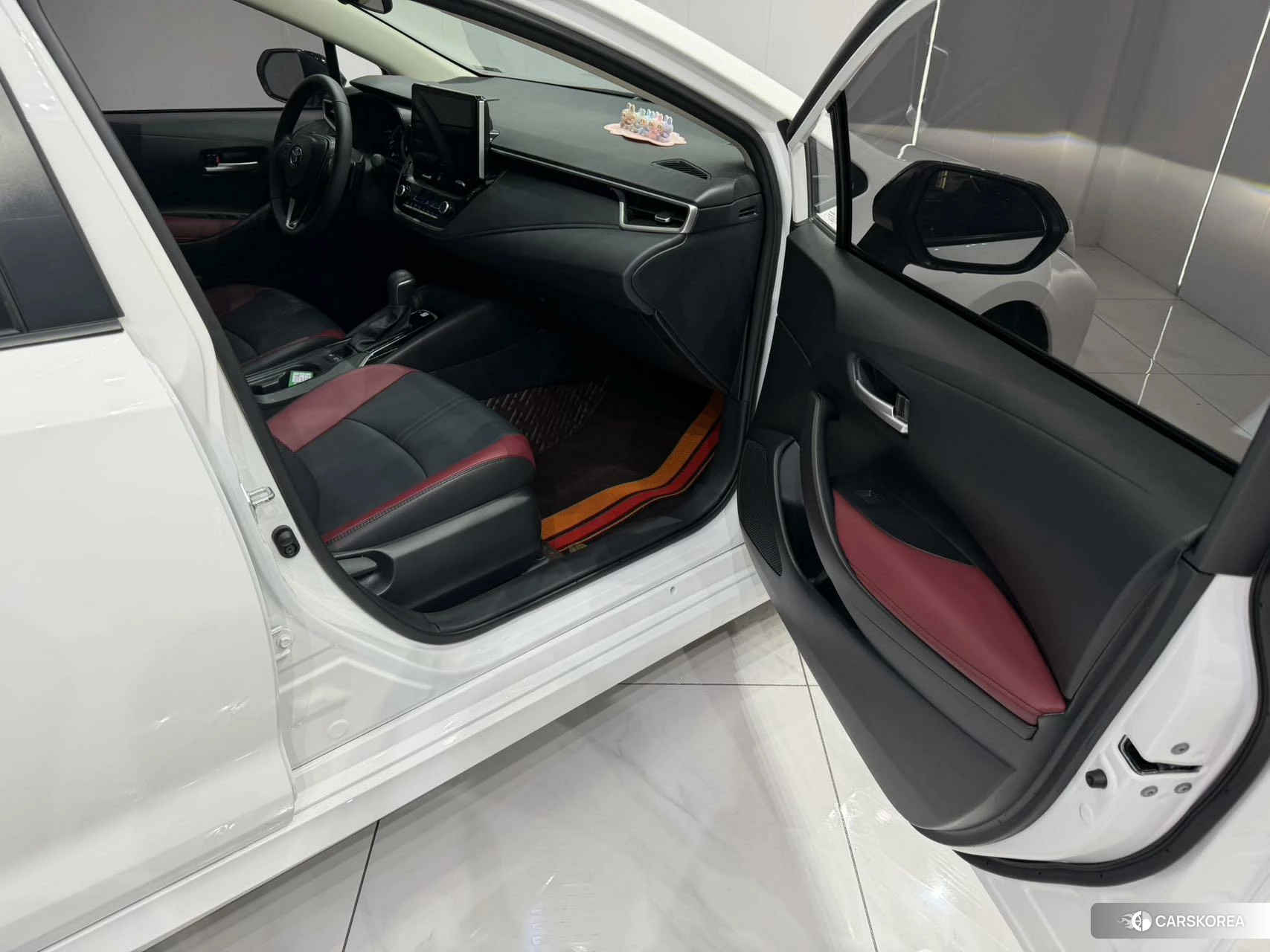 Toyota Corolla 2021 Белый из Китая, фото 5