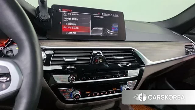 BMW 5 Series (G30) 2020 Синий из Кореи, фото 5