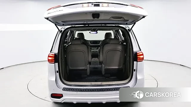 Kia The New Carnival 2018 Серебряный из Кореи, фото 5