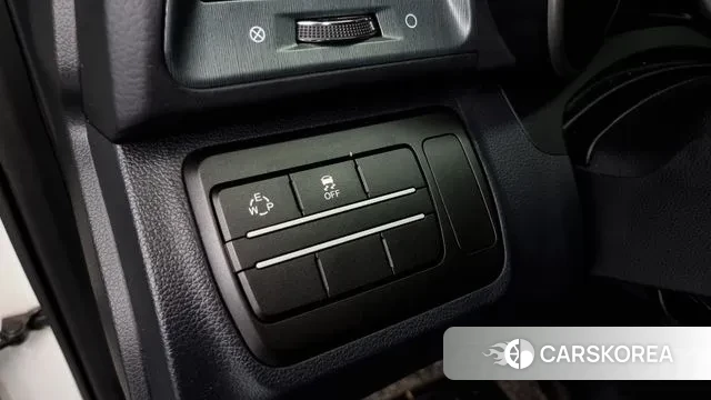 Ssangyong Tivoli Armor 2018 Белый из Кореи, фото 5