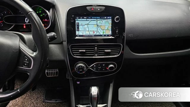 Renault Korea (Samsung) Clio 2018 Красный из Кореи, фото 5