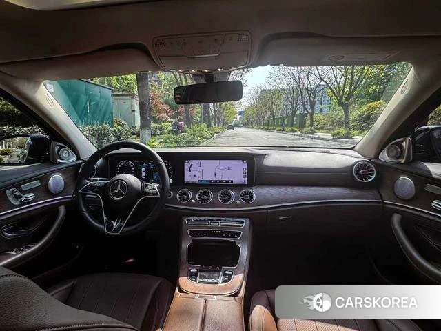 Mercedes-Benz E-class 2023 Черный из Китая, фото 5