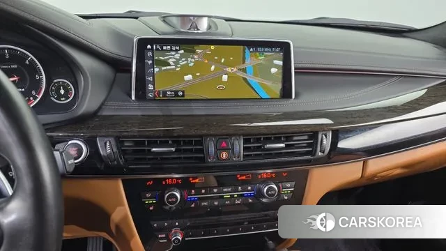 BMW X6 (F16) 2018 Белый из Кореи, фото 5