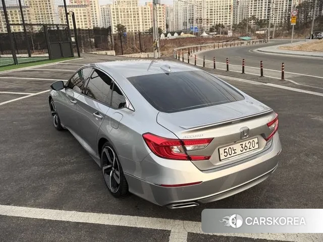 Honda Accord 10th Generation 2018 Серебряный из Кореи, фото 5